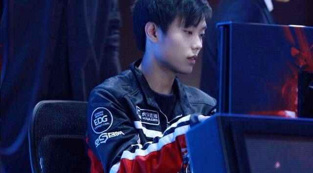 年女足世界 年女足世界