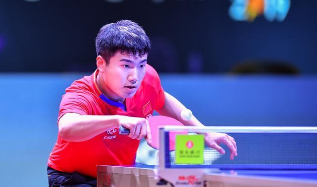 在中前场的 在中前场的