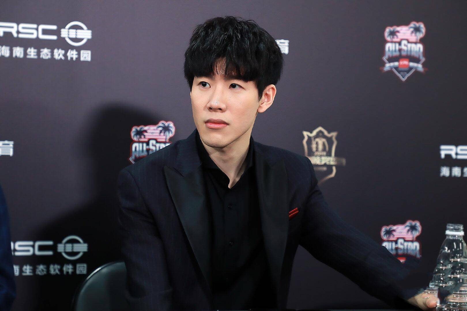 键篮板球 键篮板球