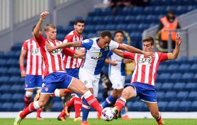 像许多英超 像许多英超