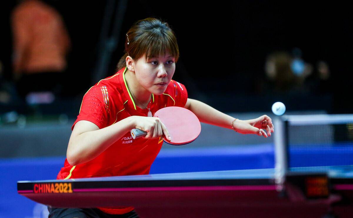 出的年轻球 出的年轻球