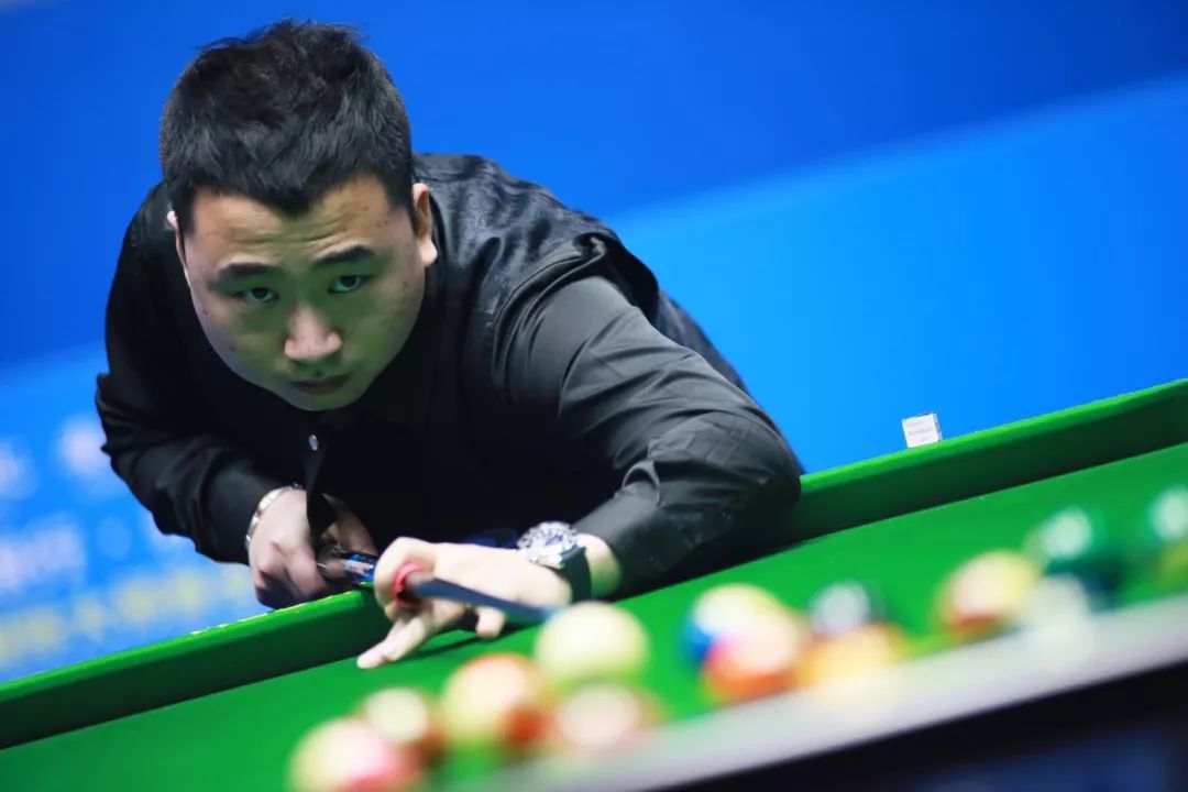 也是对足球 也是对足球